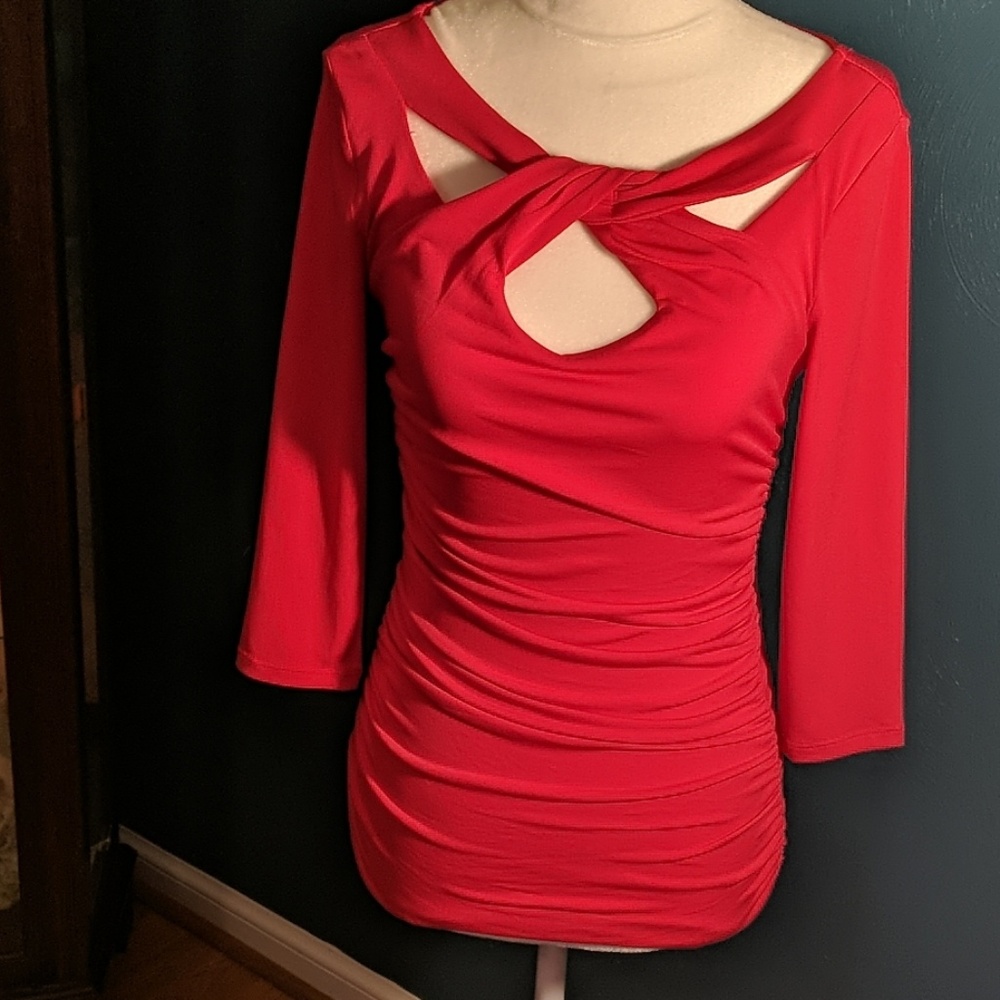 Fuschia Jennifer Lopez keyhole top